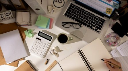 Jak wybrać odpowiednie biuro rachunkowe dla małej firmy?